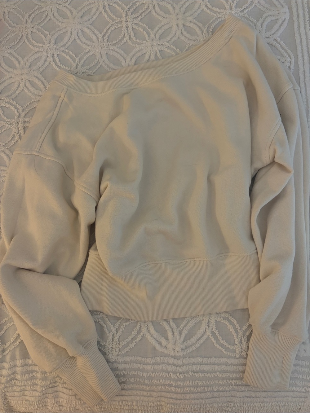 aerie Off-the-Shoulder Cream Pullover Sweater